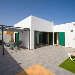 https://mahostly-casa-fika.hotelsfuerteventura.org